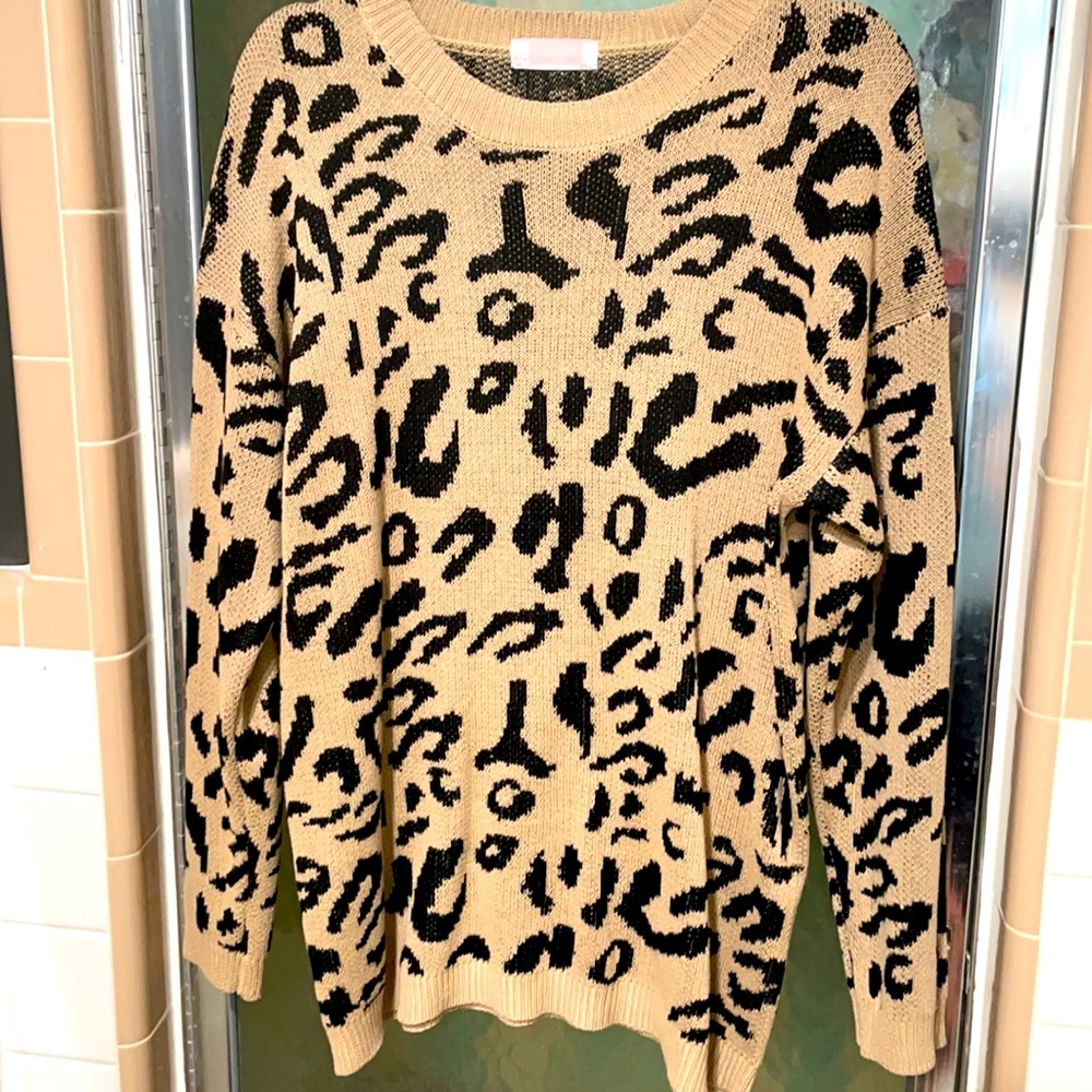 Leopard sweater!